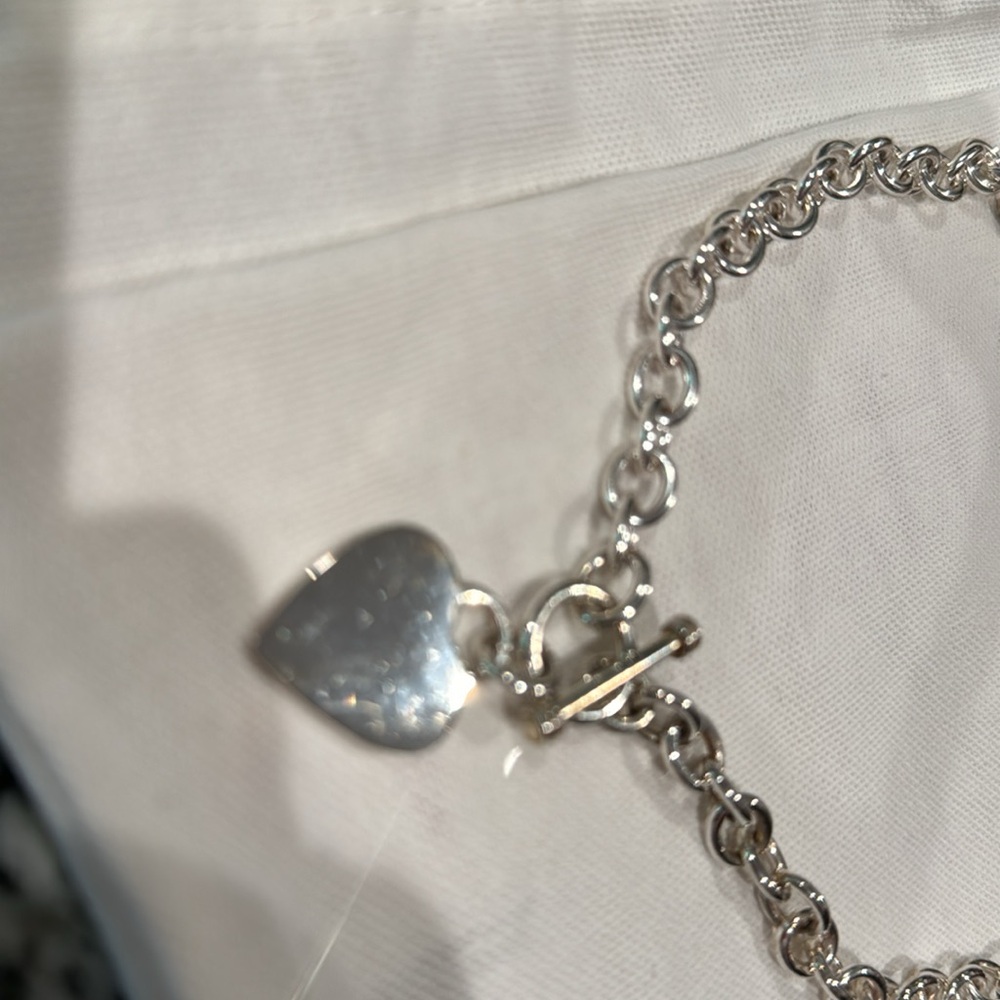 Sterling silver heart necklace - Picture 2 of 3